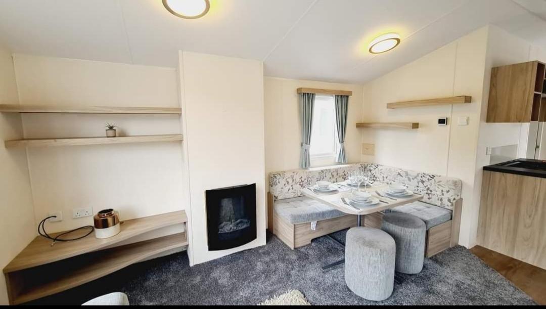 Tunstall View Caravan Holidays At Sand Le Mere ภายนอก รูปภาพ